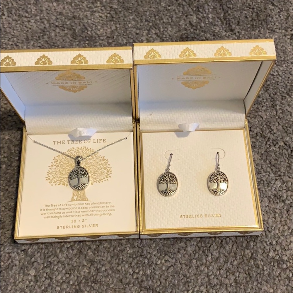 Sterling silver tree of life necklace and earrings